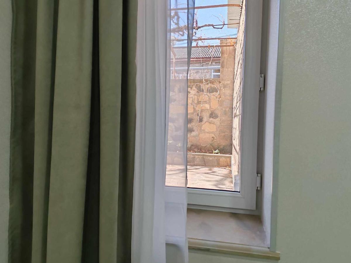 Sun House Hotel Jegegnadzor Kültér fotó
