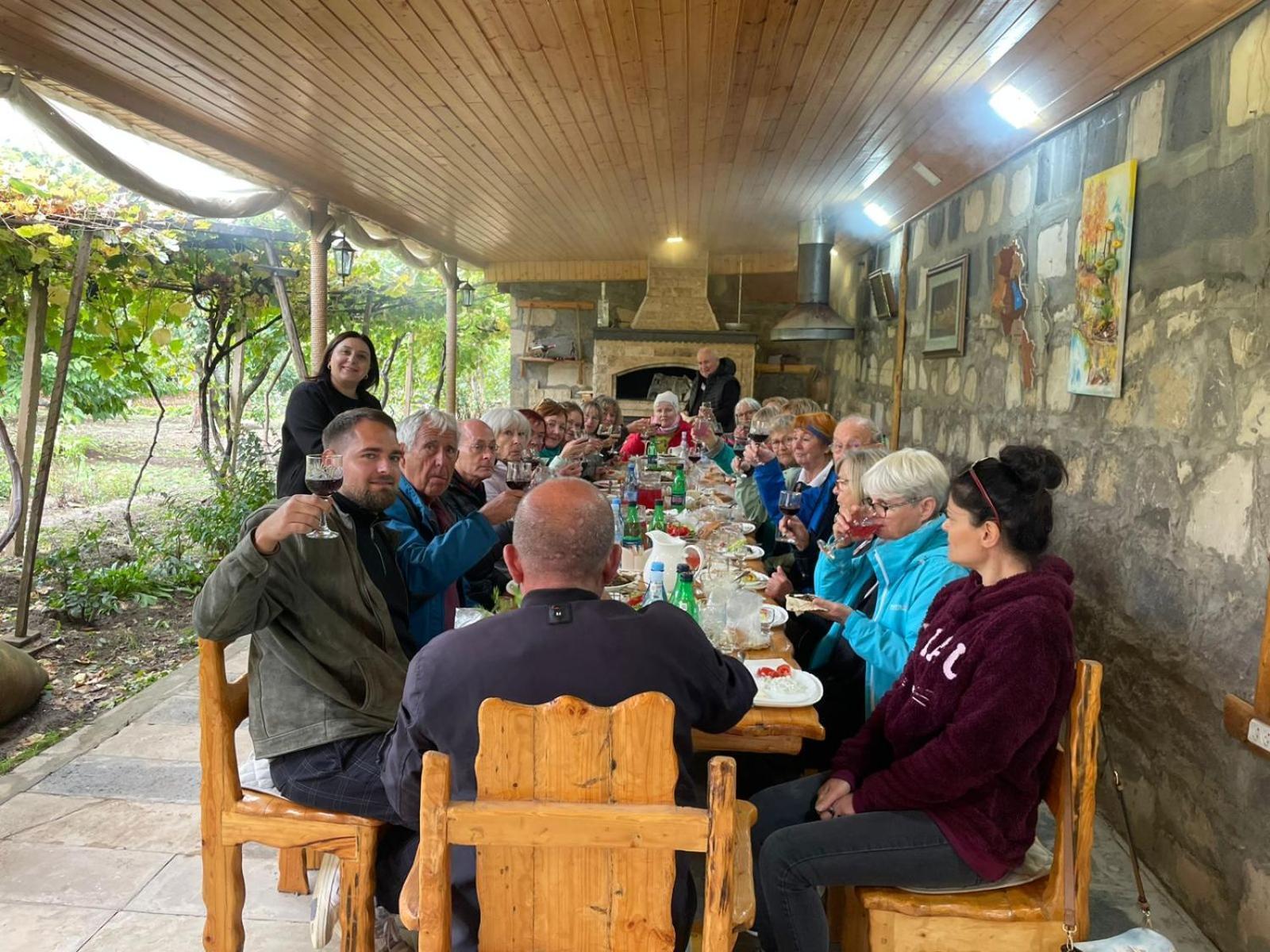 Sun House Hotel Jegegnadzor Kültér fotó