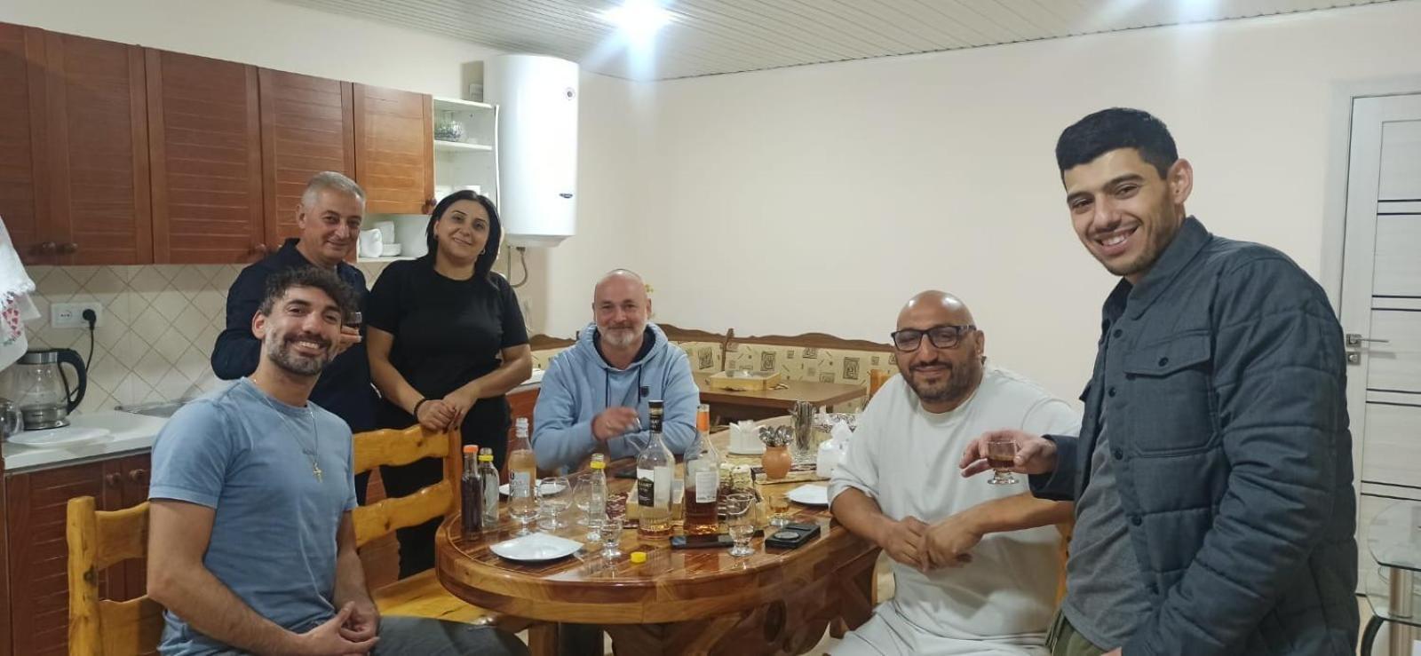 Sun House Hotel Jegegnadzor Kültér fotó