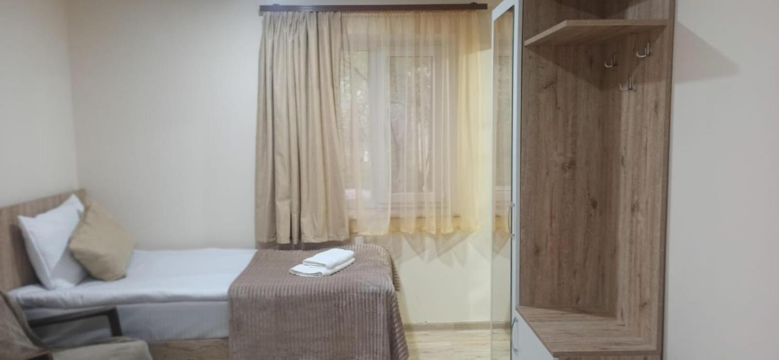 Sun House Hotel Jegegnadzor Kültér fotó