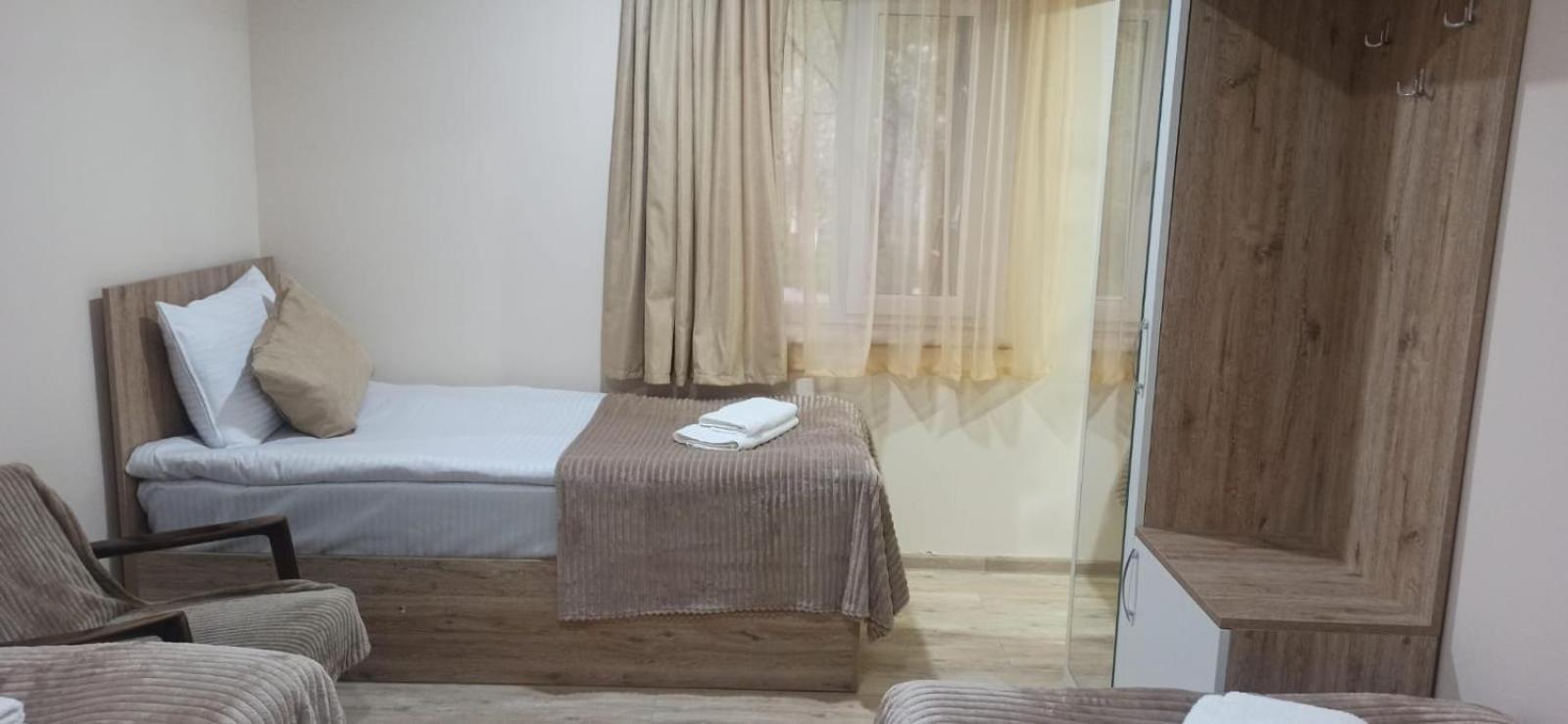 Sun House Hotel Jegegnadzor Kültér fotó